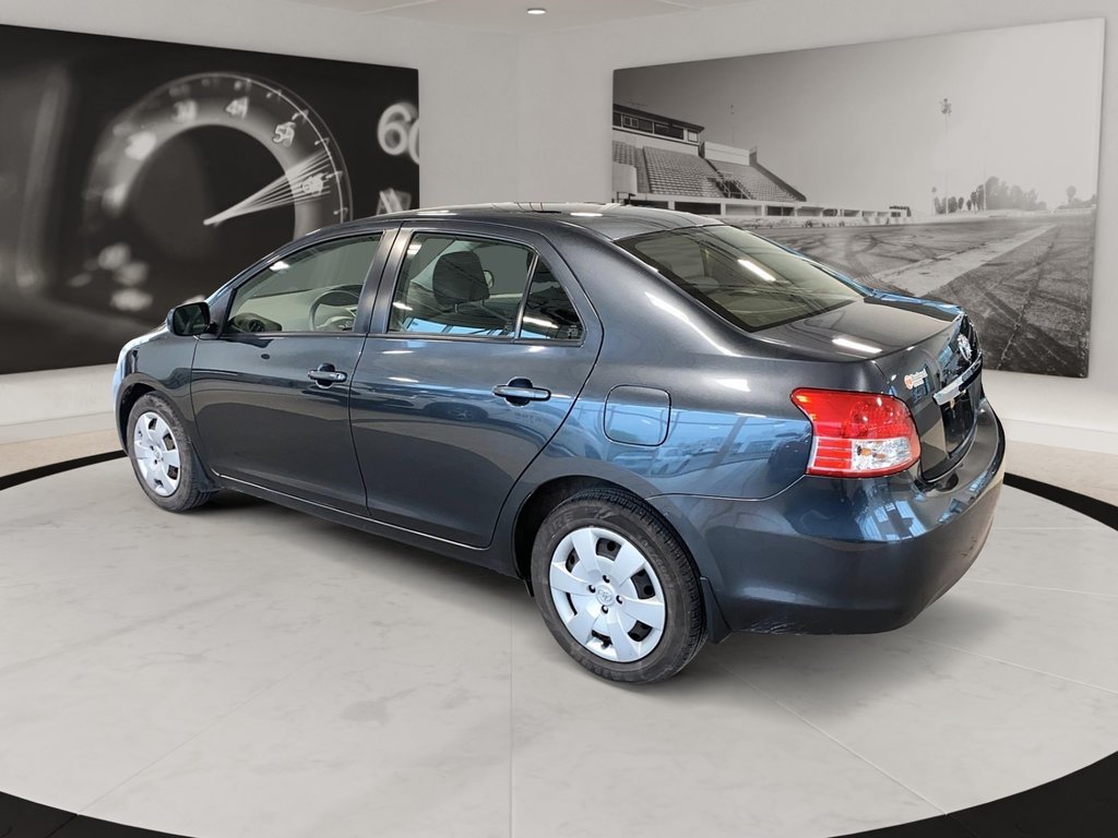 2012 Toyota Yaris in Quebec, Quebec - 6 - w1024h768px