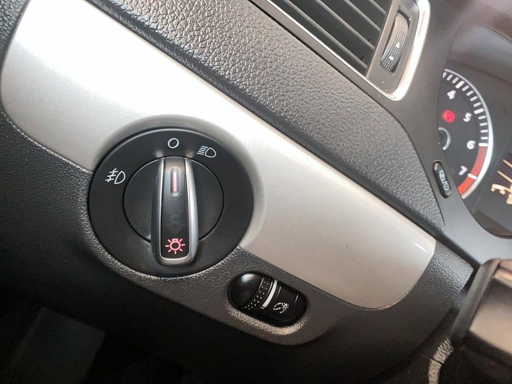 2014 Volkswagen Jetta Sedan in Quebec, Quebec - 13 - w1024h768px