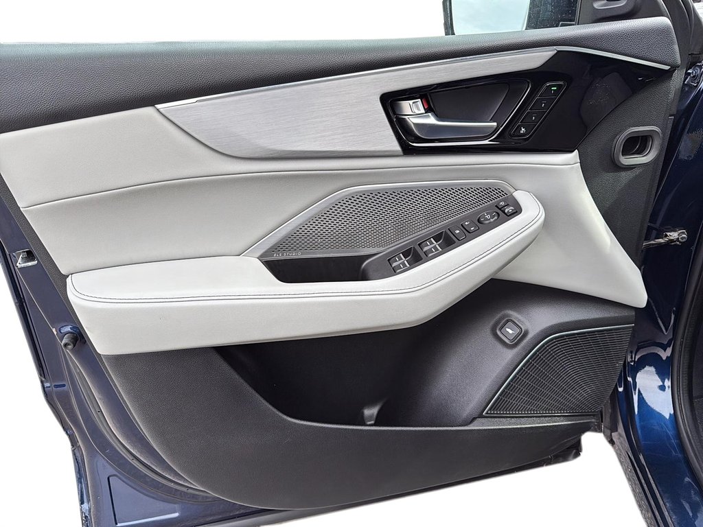 2022 Acura MDX in Quebec, Quebec - 10 - w1024h768px