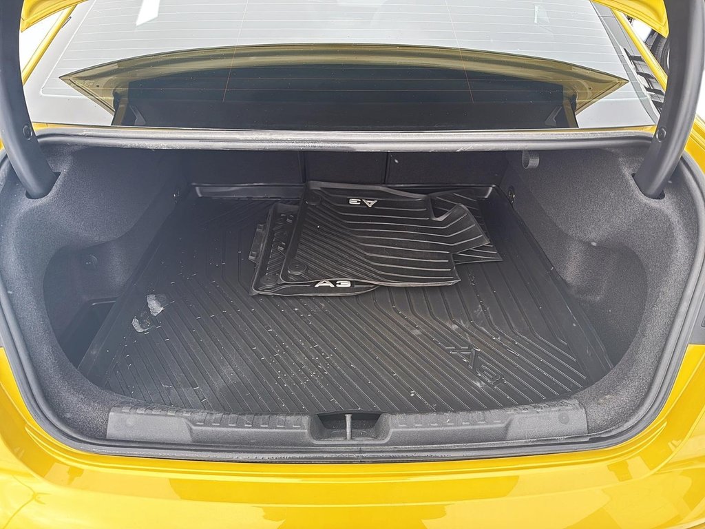Audi S3 SEDAN  2022 à Québec, Québec - 6 - w1024h768px