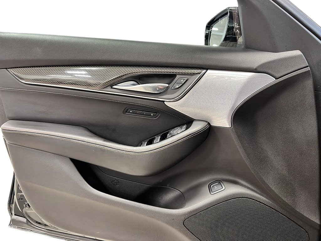 Cadillac CT5-V  2022 à Québec, Québec - 11 - w1024h768px