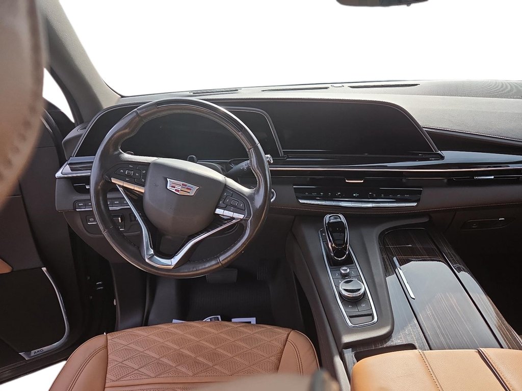 2021 Cadillac ESCALADE in Quebec, Quebec - 10 - w1024h768px