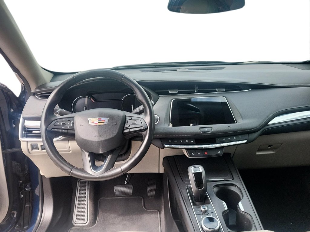 2019 Cadillac XT4 in Quebec, Quebec - 10 - w1024h768px