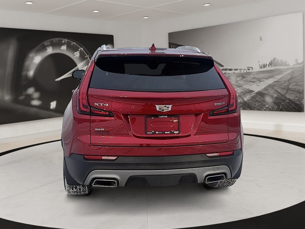 2021 Cadillac XT4 in Quebec, Quebec - 3 - w1024h768px