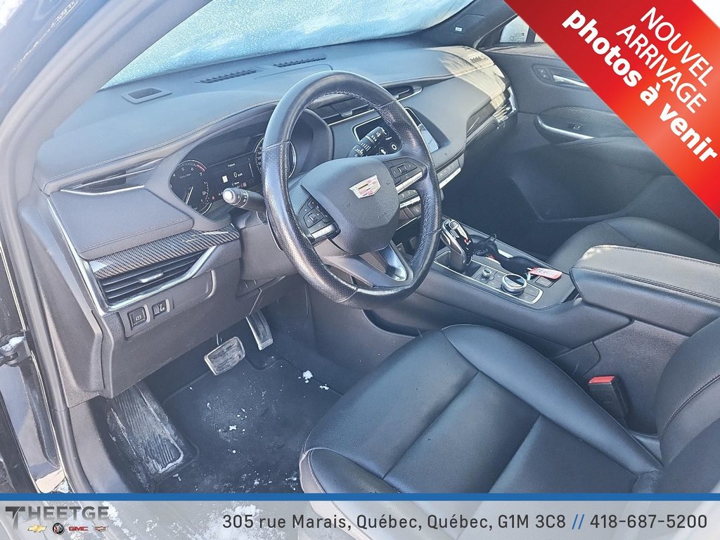 2021 Cadillac XT4 in Quebec, Quebec - 1 - w1024h768px