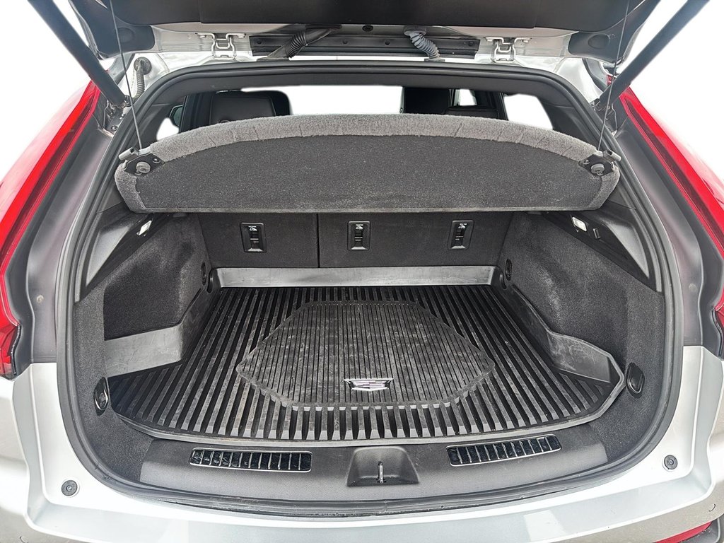Cadillac XT4  2022 à Québec, Québec - 6 - w1024h768px
