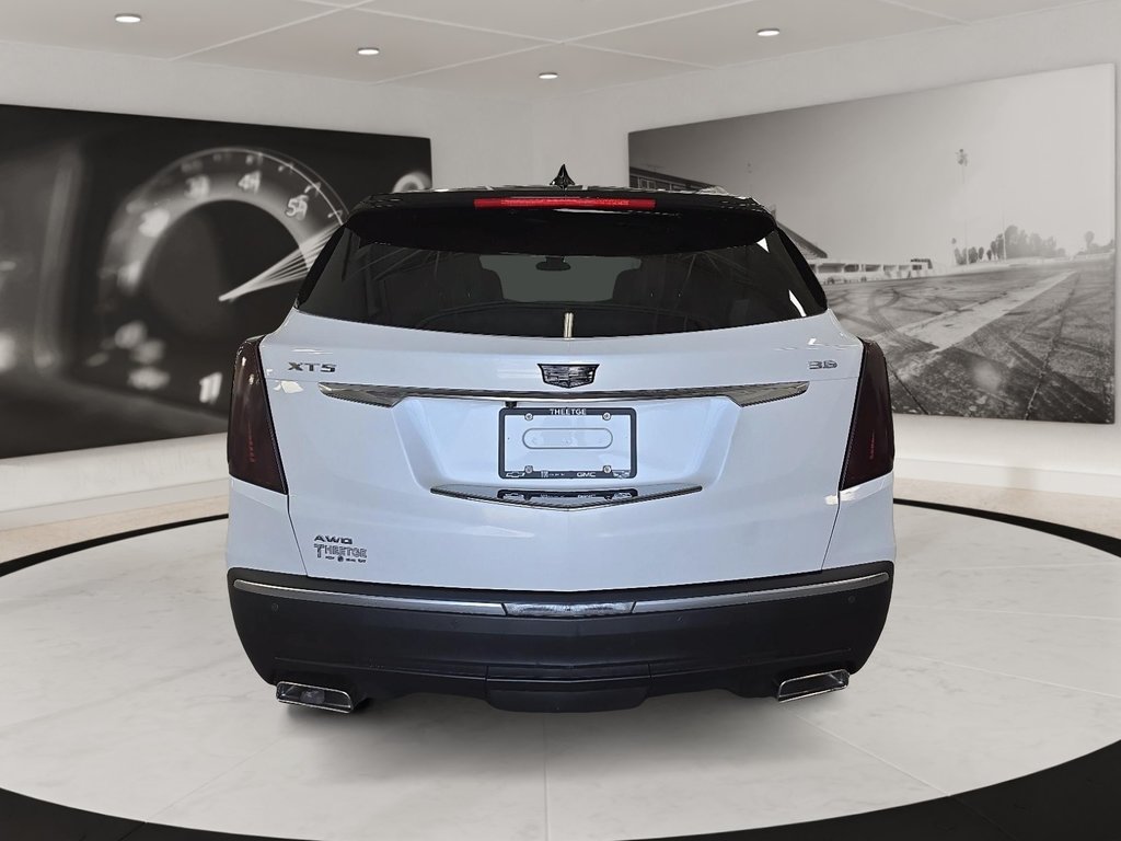 Cadillac XT5  2017 à Québec, Québec - 4 - w1024h768px