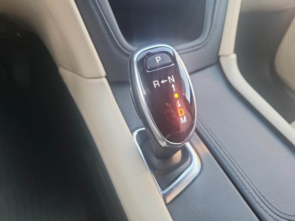 2019 Cadillac XT5 in Quebec, Quebec - 15 - w1024h768px