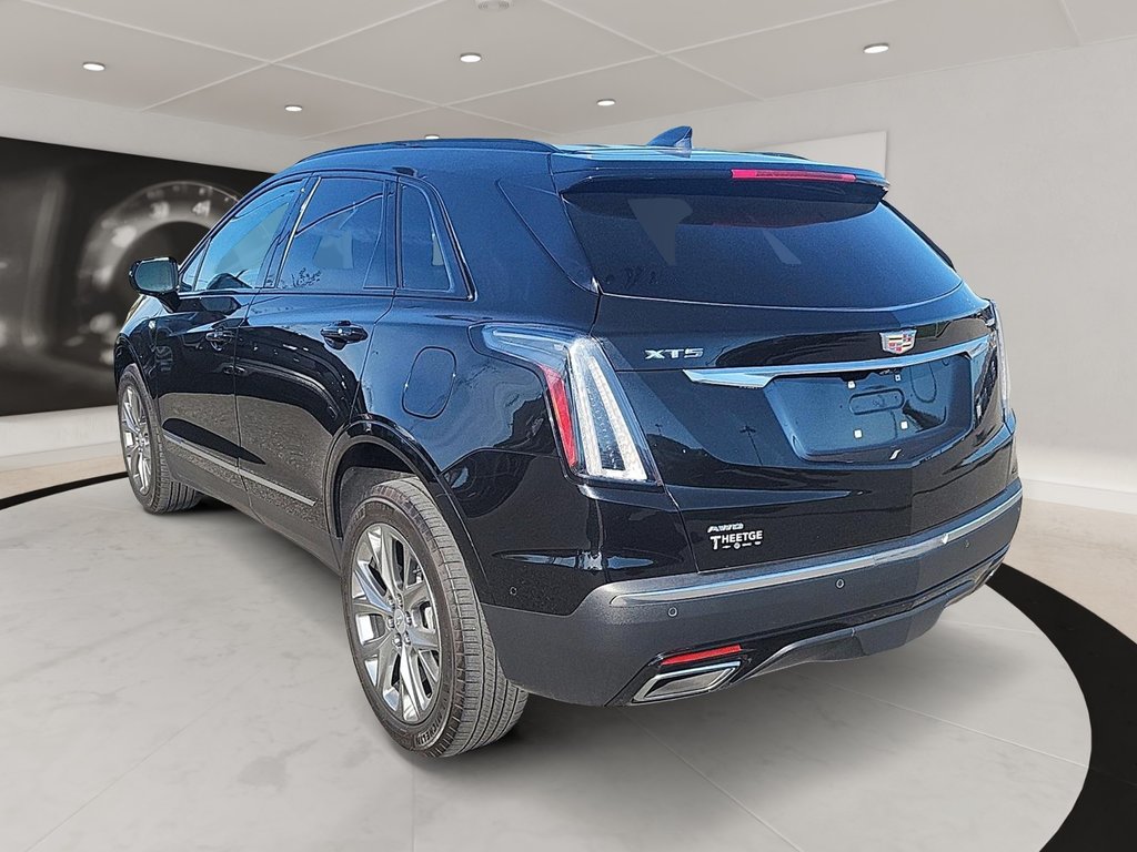 2021 Cadillac XT5 in Quebec, Quebec - 4 - w1024h768px