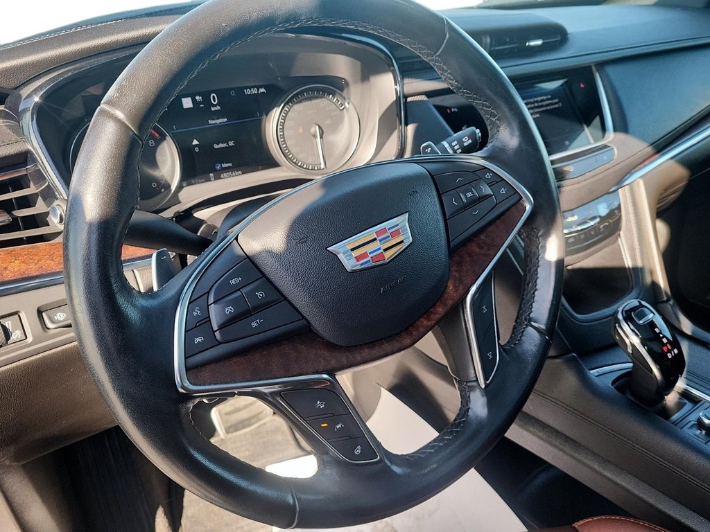 2021 Cadillac XT5 in Quebec, Quebec - 12 - w1024h768px