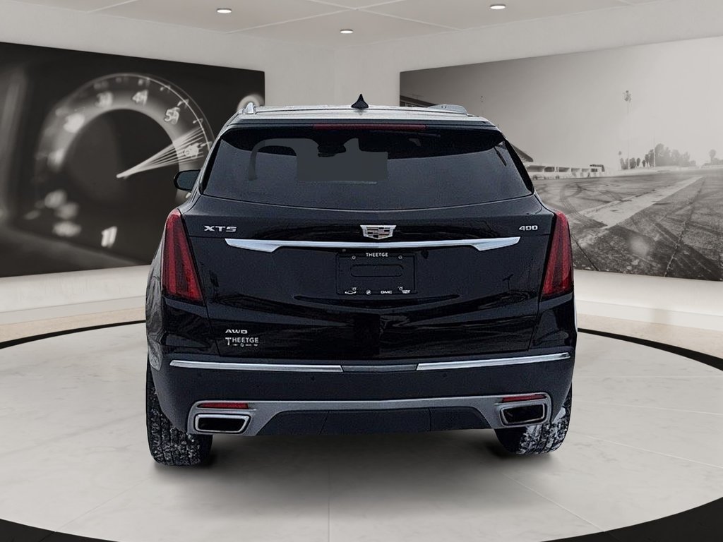 2021 Cadillac XT5 in Quebec, Quebec - 3 - w1024h768px