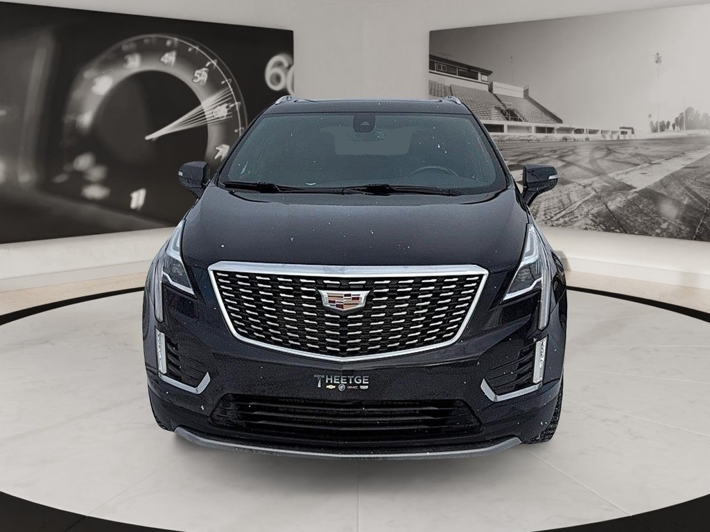 2021 Cadillac XT5 in Quebec, Quebec - 2 - w1024h768px