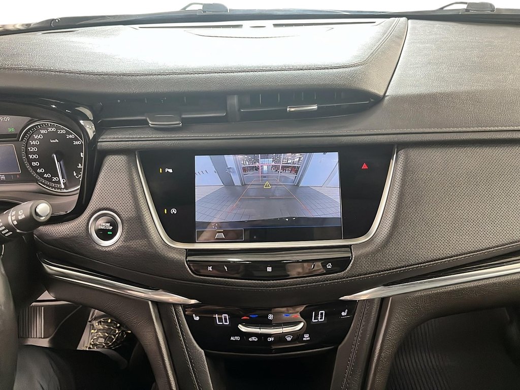 2021 Cadillac XT5 in Quebec, Quebec - 17 - w1024h768px