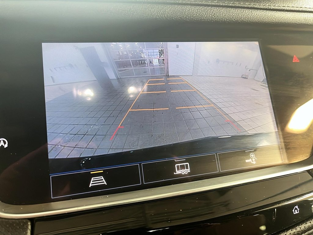 Cadillac XT5  2022 à Québec, Québec - 17 - w1024h768px