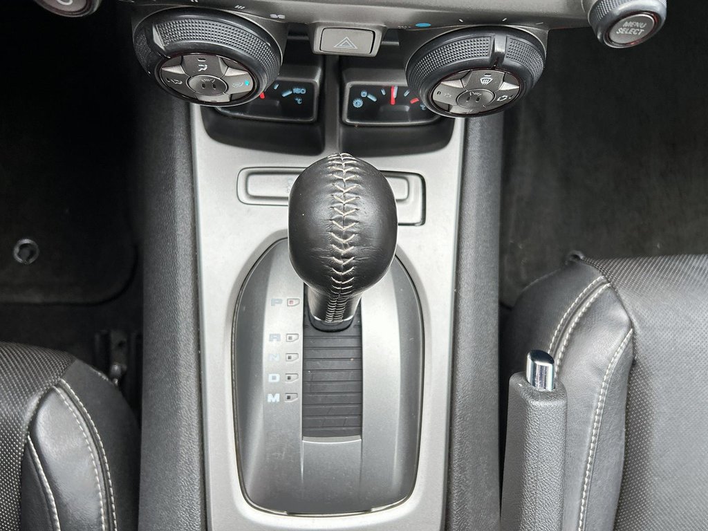 2015 Chevrolet Camaro in Quebec, Quebec - 13 - w1024h768px