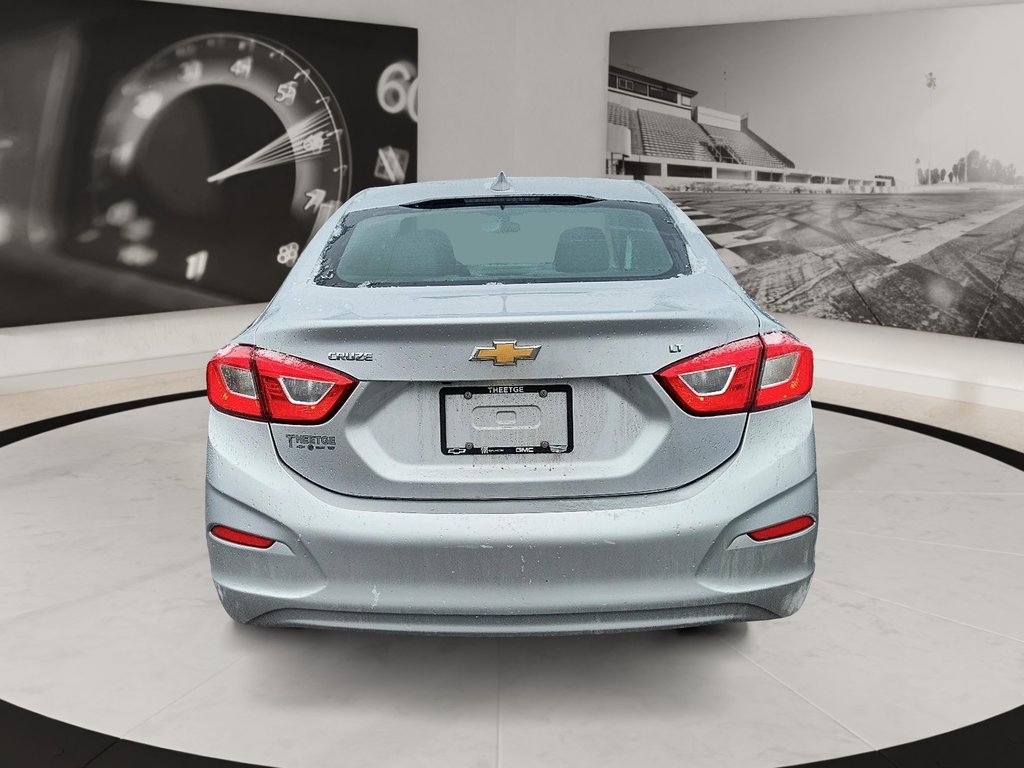 Chevrolet Cruze  2018 à Québec, Québec - 3 - w1024h768px