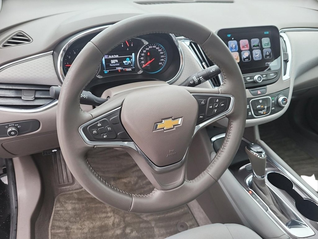 Chevrolet Malibu  2017 à Québec, Québec - 12 - w1024h768px