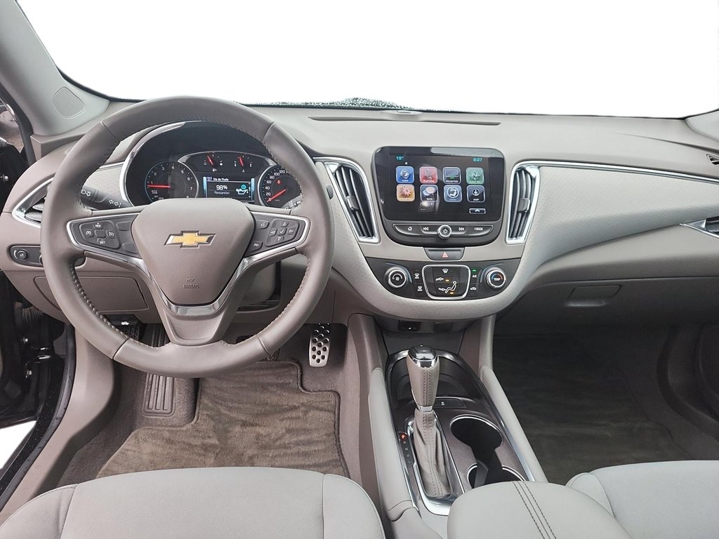 2017 Chevrolet Malibu in Quebec, Quebec - 10 - w1024h768px