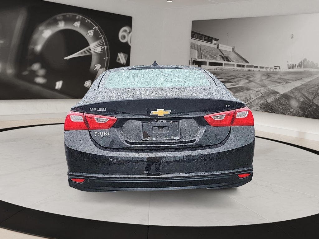 Chevrolet Malibu  2017 à Québec, Québec - 3 - w1024h768px