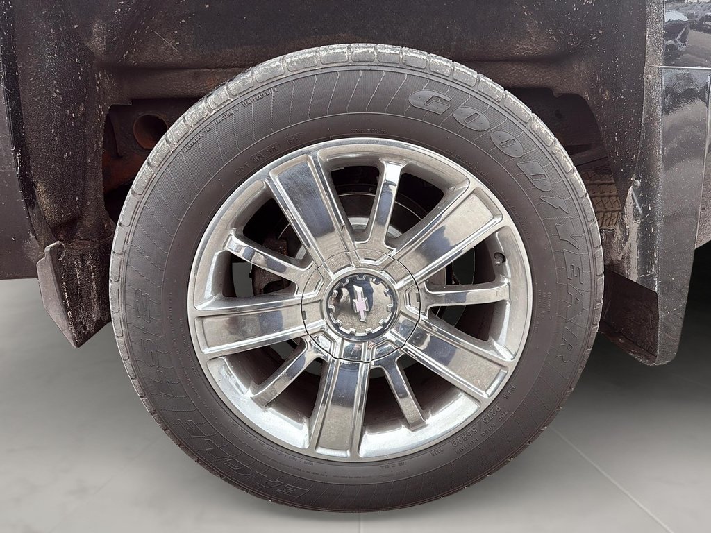 Chevrolet SILVERADO 1500  2015 à Québec, Québec - 6 - w1024h768px