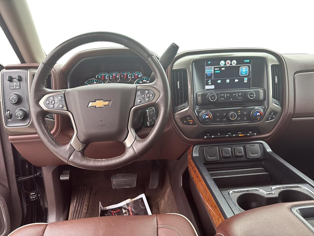 Chevrolet SILVERADO 1500  2015 à Québec, Québec - 9 - w1024h768px