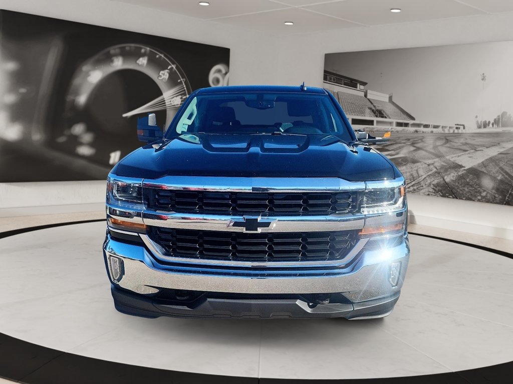 Chevrolet Silverado 1500  2016 à Québec, Québec - 2 - w1024h768px