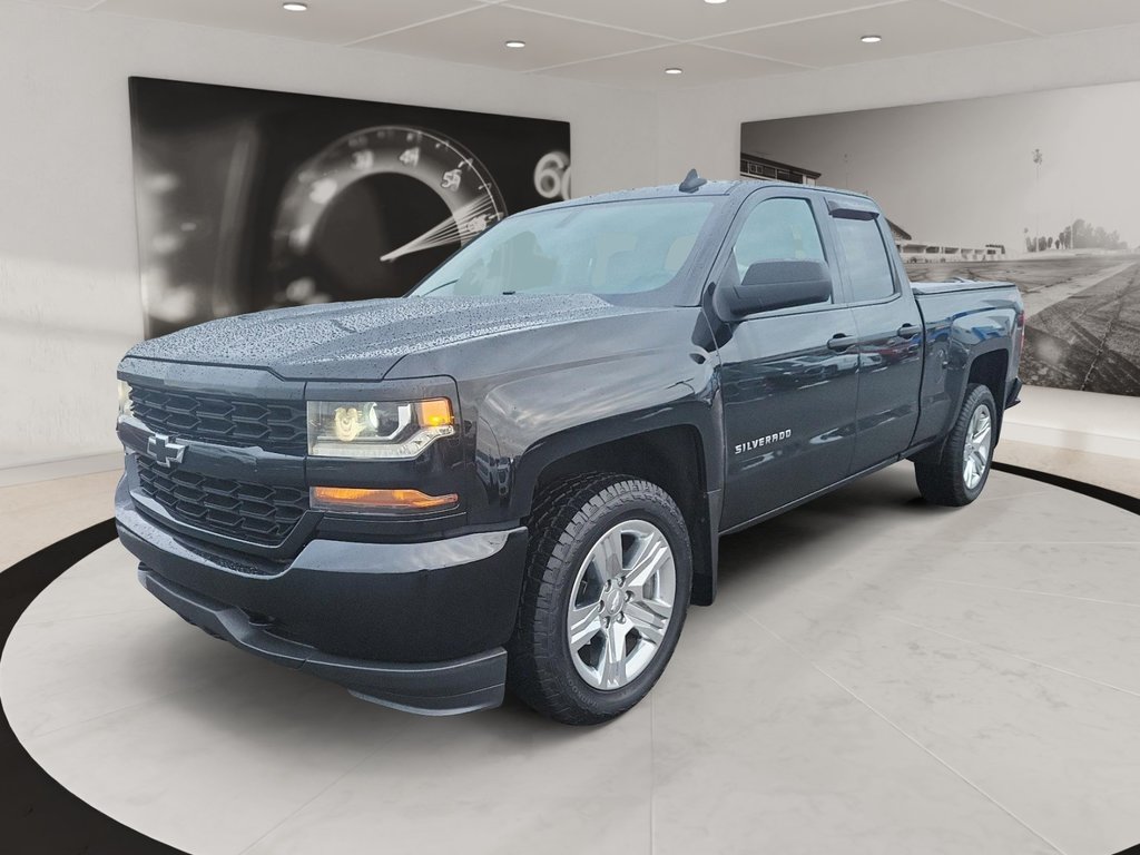 Chevrolet Silverado 1500  2019 à Québec, Québec - 1 - w1024h768px