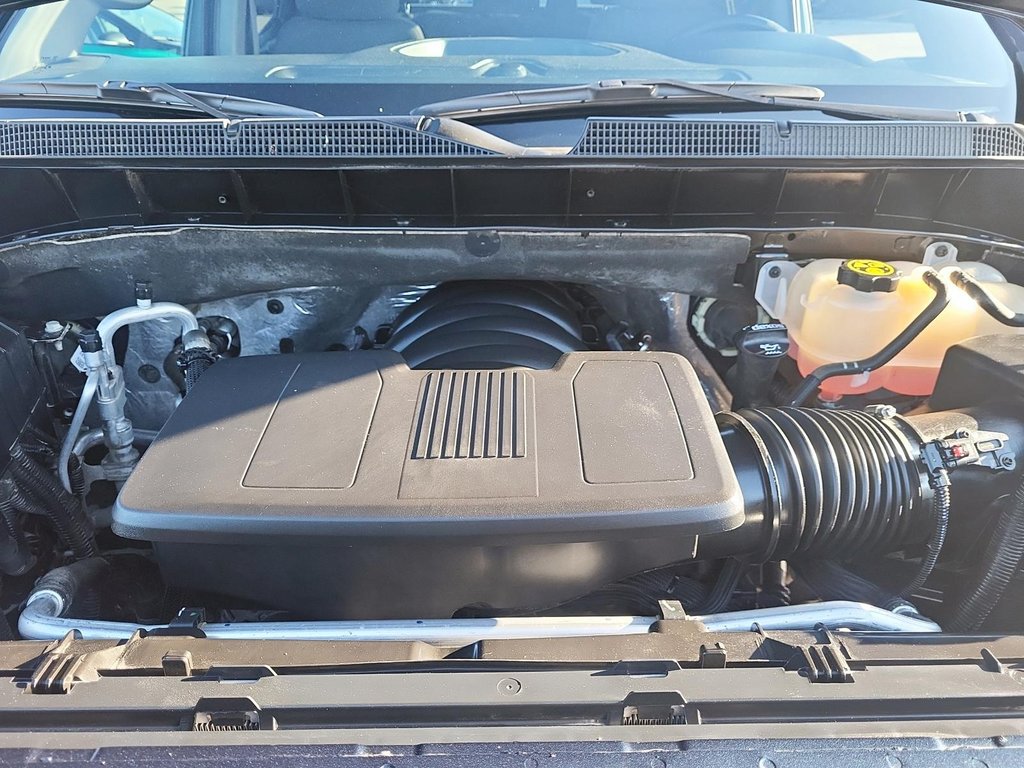 Chevrolet Silverado 1500  2021 à Québec, Québec - 7 - w1024h768px