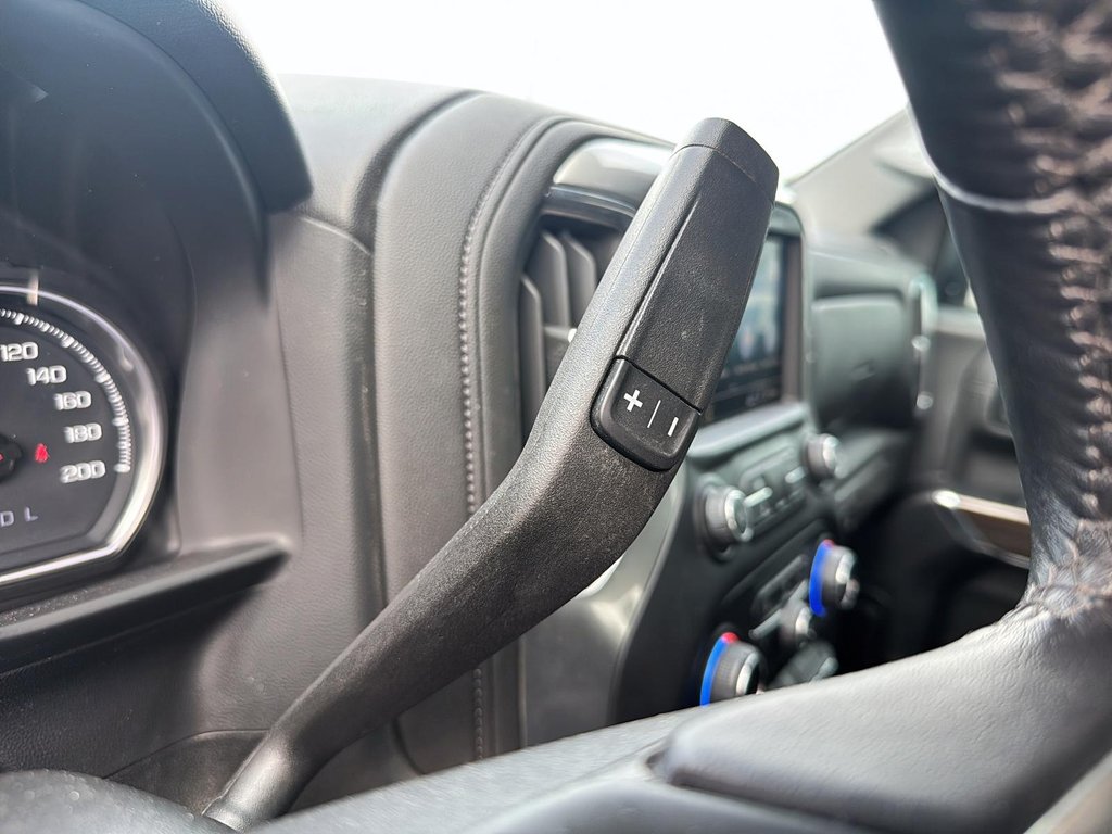 2021 Chevrolet Silverado 1500 in Quebec, Quebec - 12 - w1024h768px
