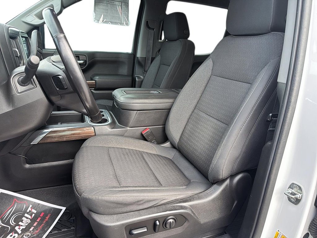 2021 Chevrolet Silverado 1500 in Quebec, Quebec - 8 - w1024h768px