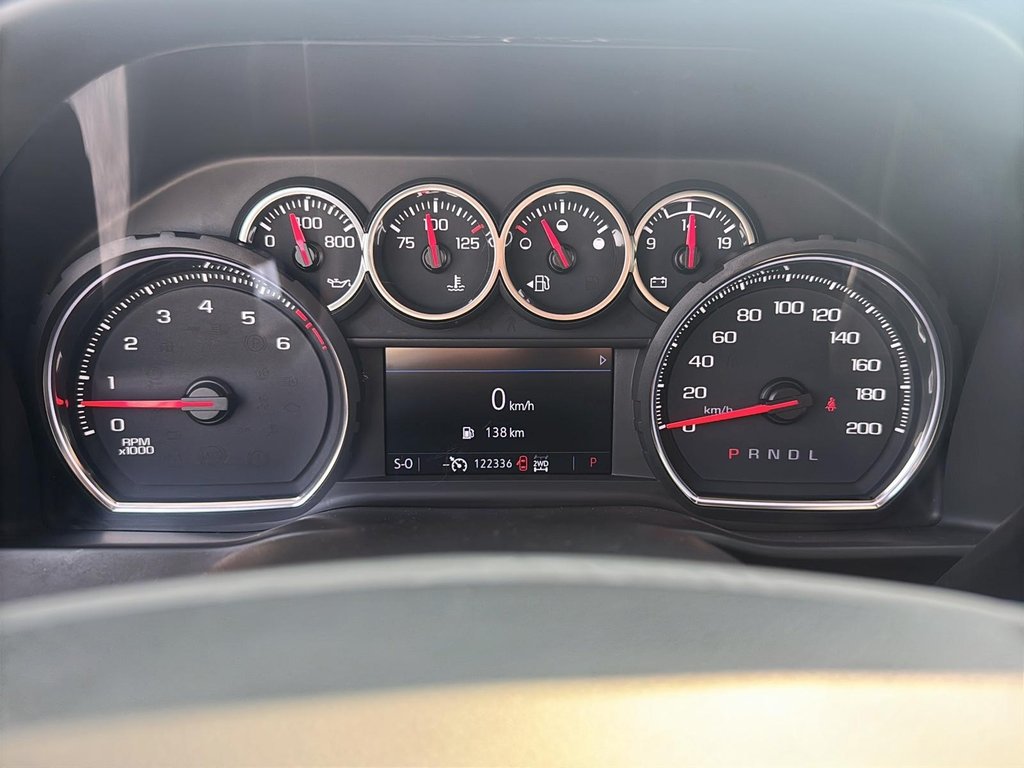 Chevrolet Silverado 1500  2021 à Québec, Québec - 11 - w1024h768px