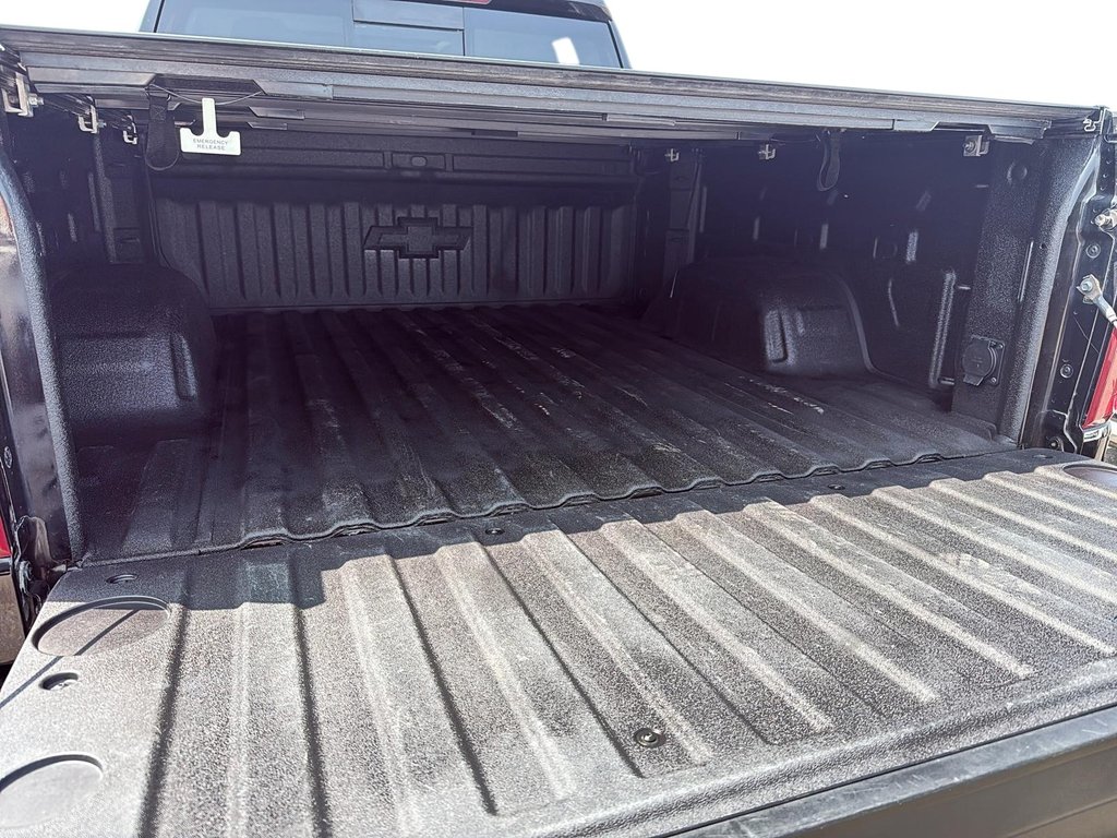 Chevrolet Silverado 1500  2021 à Québec, Québec - 6 - w1024h768px