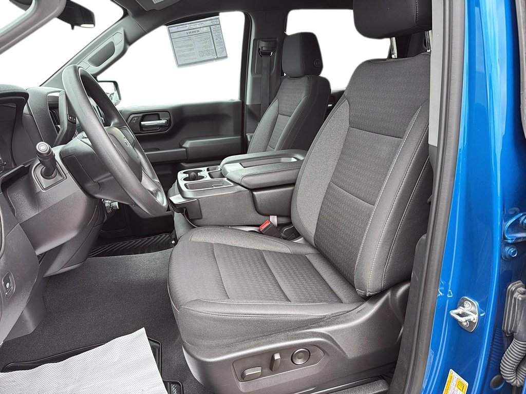 2022 Chevrolet Silverado 1500 in Quebec, Quebec - 8 - w1024h768px