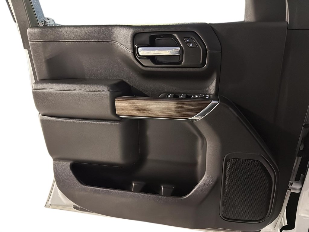 Chevrolet Silverado 1500  2022 à Québec, Québec - 9 - w1024h768px