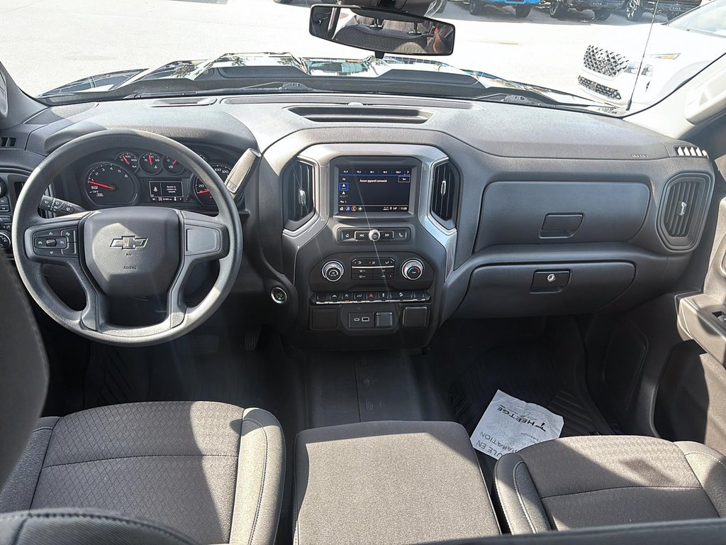 Chevrolet SILVERADO 1500  2023 à Québec, Québec - 15 - w1024h768px