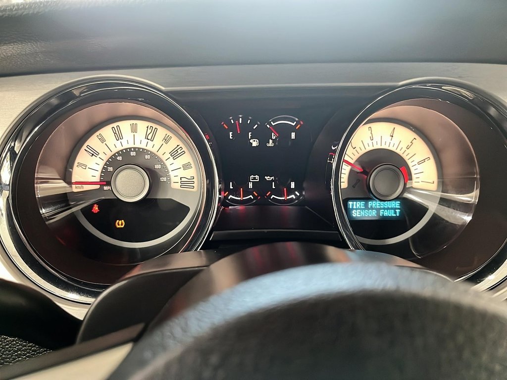 2010 Ford Mustang in Quebec, Quebec - 17 - w1024h768px