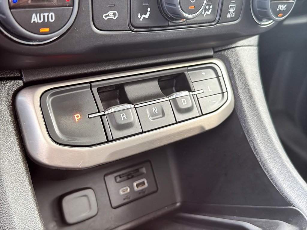 2023 GMC Acadia in Quebec, Quebec - 12 - w1024h768px