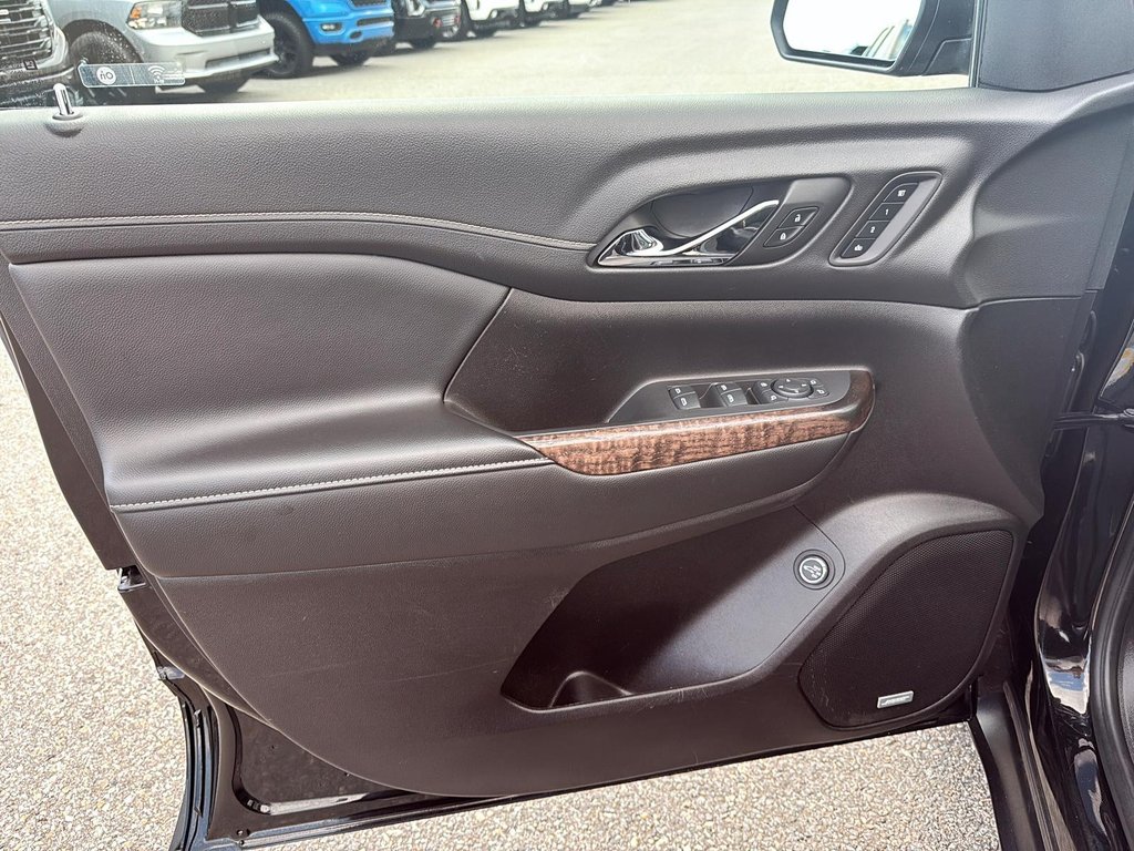 2023 GMC Acadia in Quebec, Quebec - 10 - w1024h768px