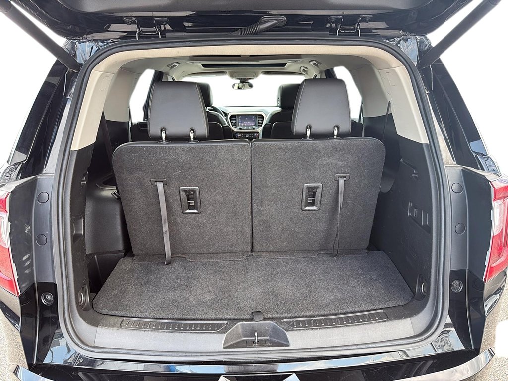 2023 GMC Acadia in Quebec, Quebec - 6 - w1024h768px