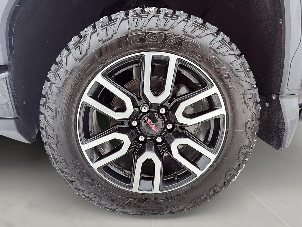 2024 GMC SIERRA 1500 in Quebec, Quebec - 7 - w1024h768px