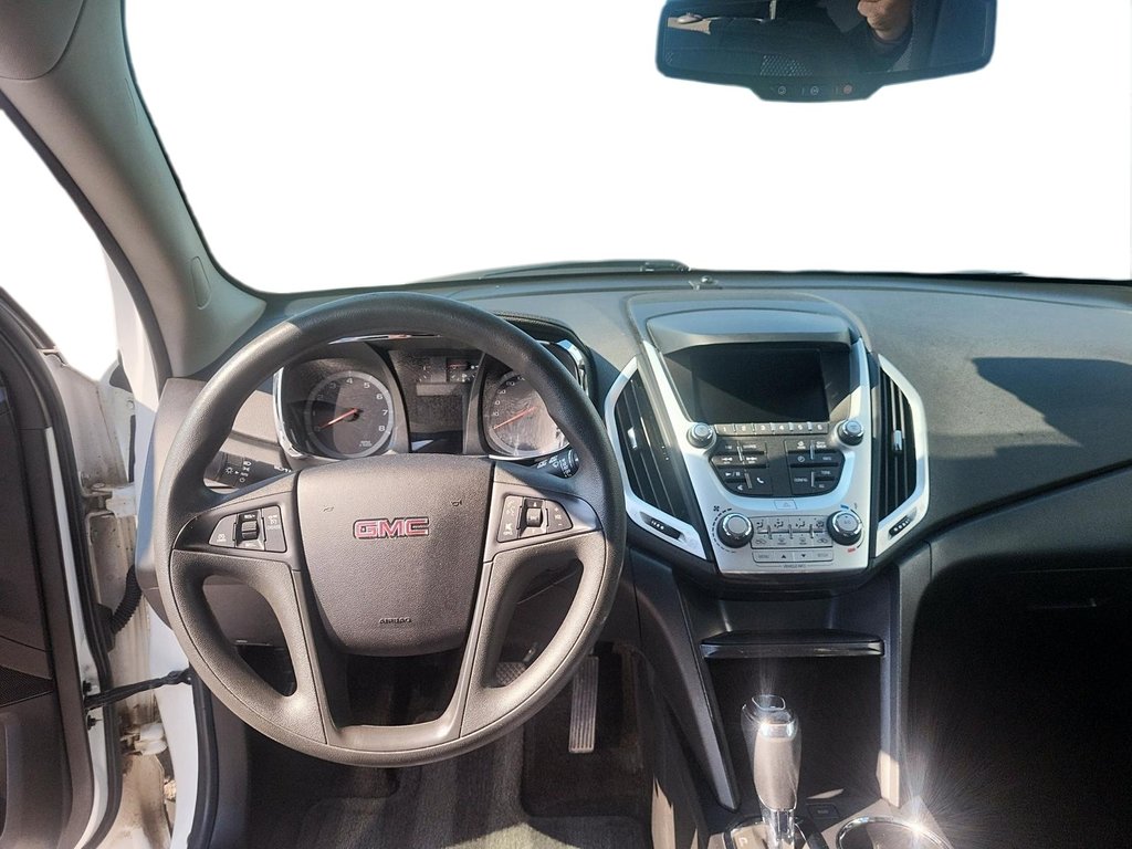 2017 GMC Terrain in Quebec, Quebec - 10 - w1024h768px