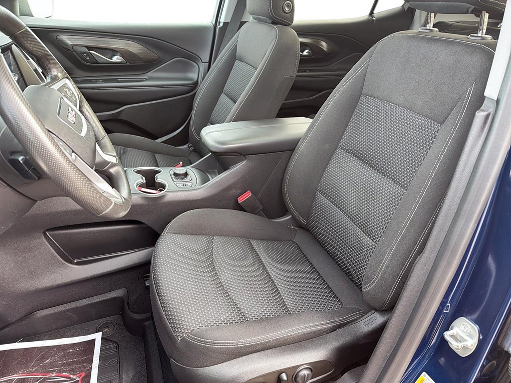 2022 GMC TERRAIN in Quebec, Quebec - 8 - w1024h768px