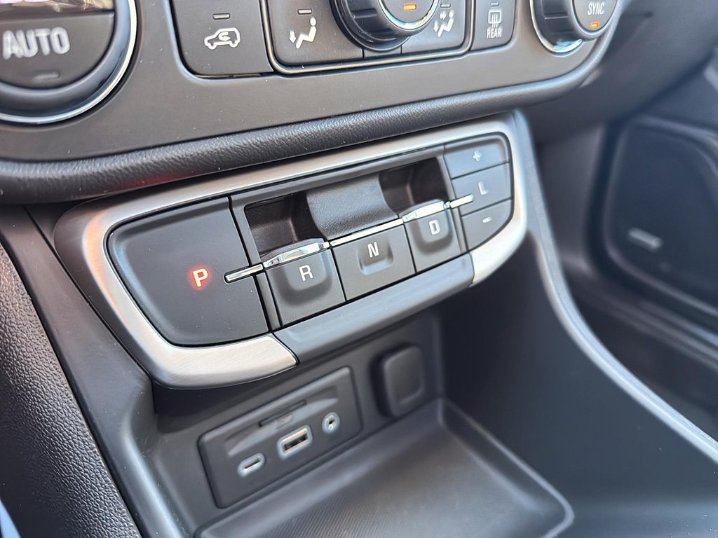 2023 GMC TERRAIN in Quebec, Quebec - 13 - w1024h768px