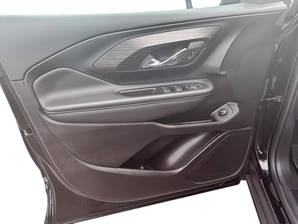 2023 GMC TERRAIN in Quebec, Quebec - 10 - w1024h768px