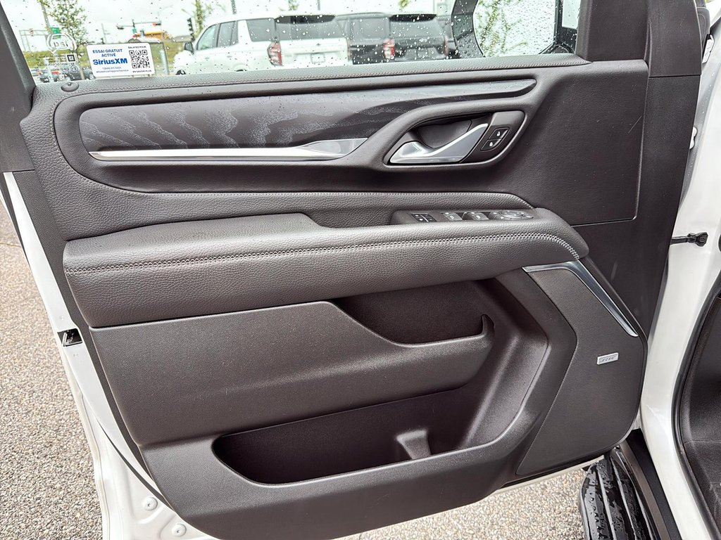 2022 GMC Yukon in Quebec, Quebec - 10 - w1024h768px