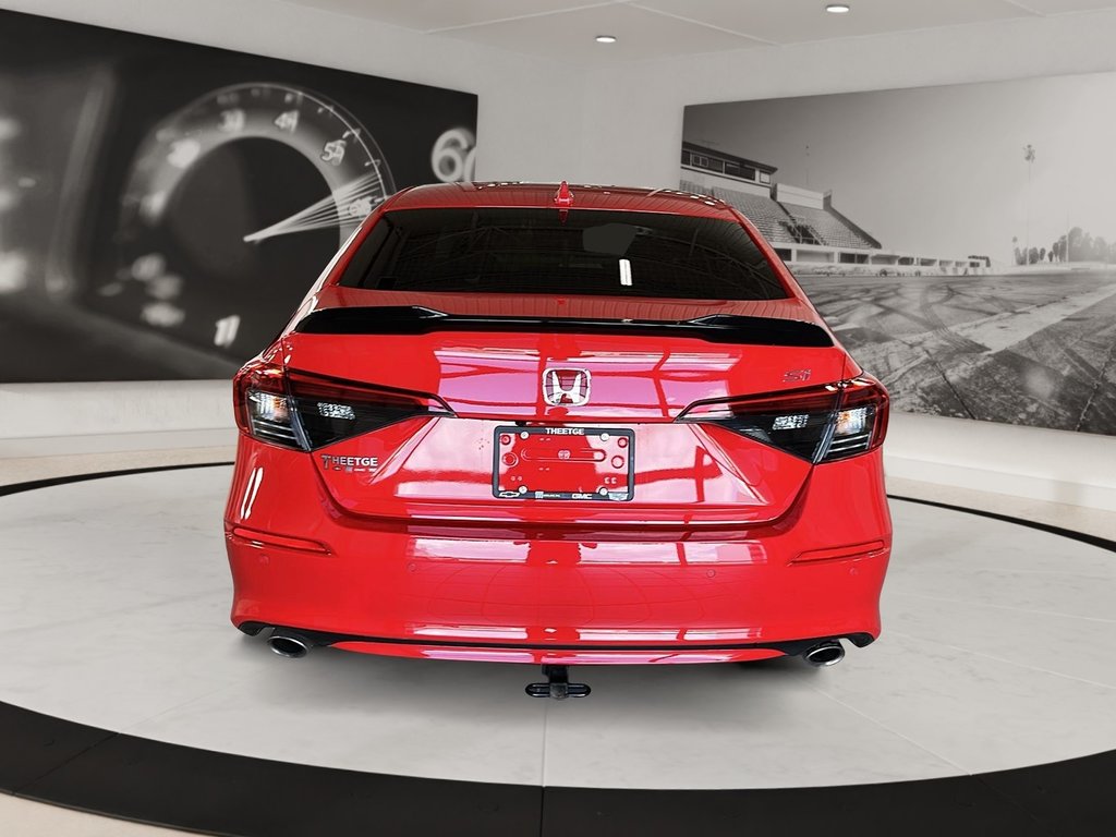 2024 Honda Civic SI sedan in Quebec, Quebec - 3 - w1024h768px