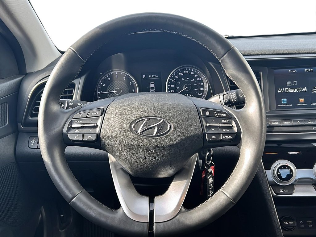 Hyundai Elantra  2020 à Québec, Québec - 8 - w1024h768px