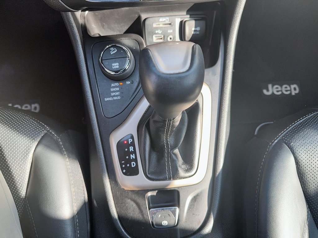 2016 Jeep Cherokee in Quebec, Quebec - 14 - w1024h768px