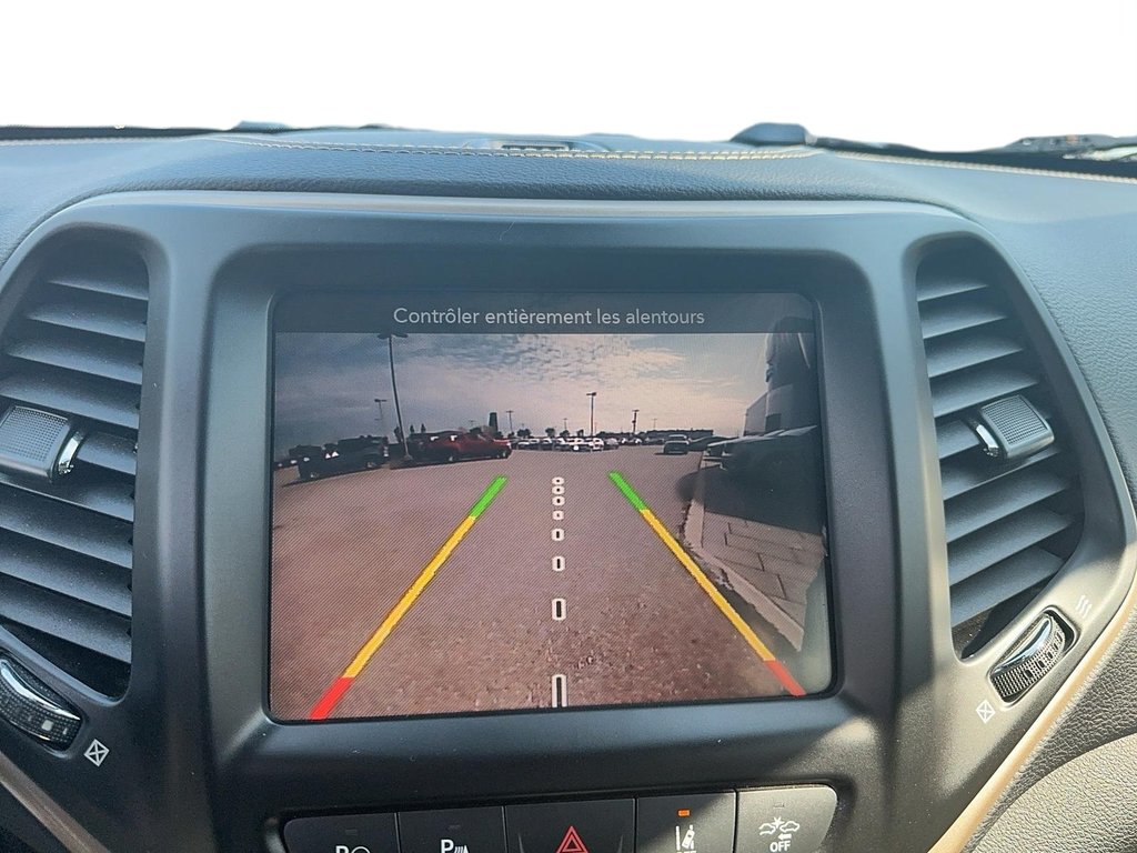 Jeep Cherokee  2016 à Québec, Québec - 15 - w1024h768px