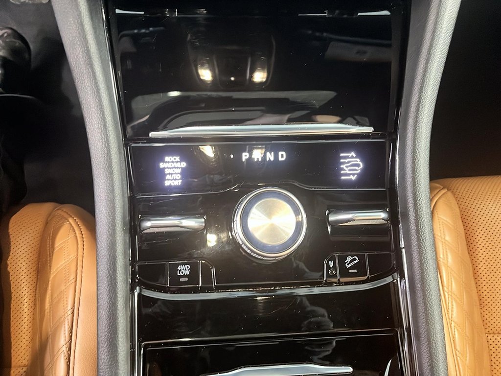 Jeep Grand Cherokee L  2023 à Québec, Québec - 15 - w1024h768px